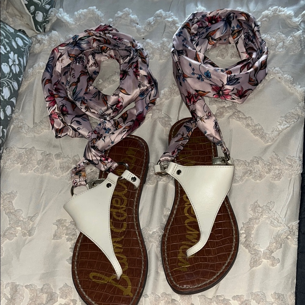 Sam Edelman Floral Pink and White Sandals ankle wrap - Picture 4 of 9